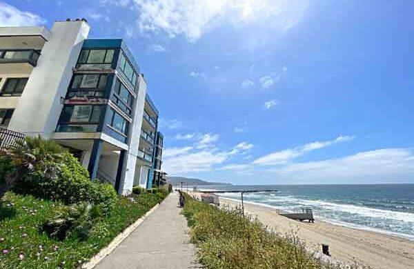 Oceanfront condos at 575 Esplanade Redondo Beach