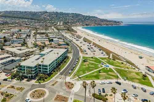 Ocean view condos in the Hollywood Riviera
