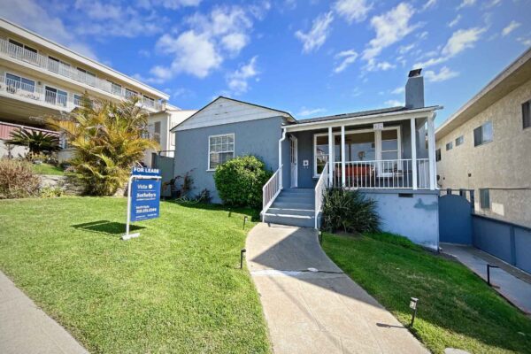 Home for lease at 526 Avenue A Redondo Beach CA 90277